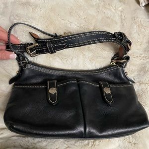 Dooney & Bourke handbag.
